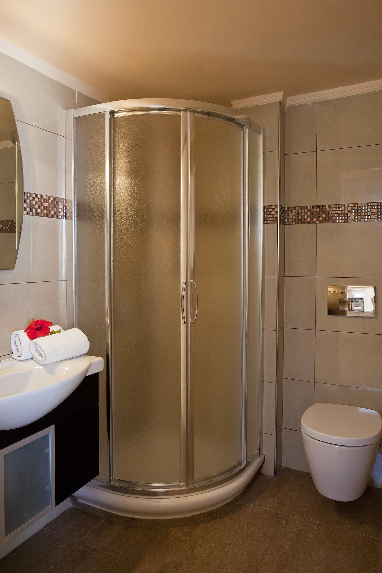 Preka Maria Aparthotel Kamari  Bagian luar foto