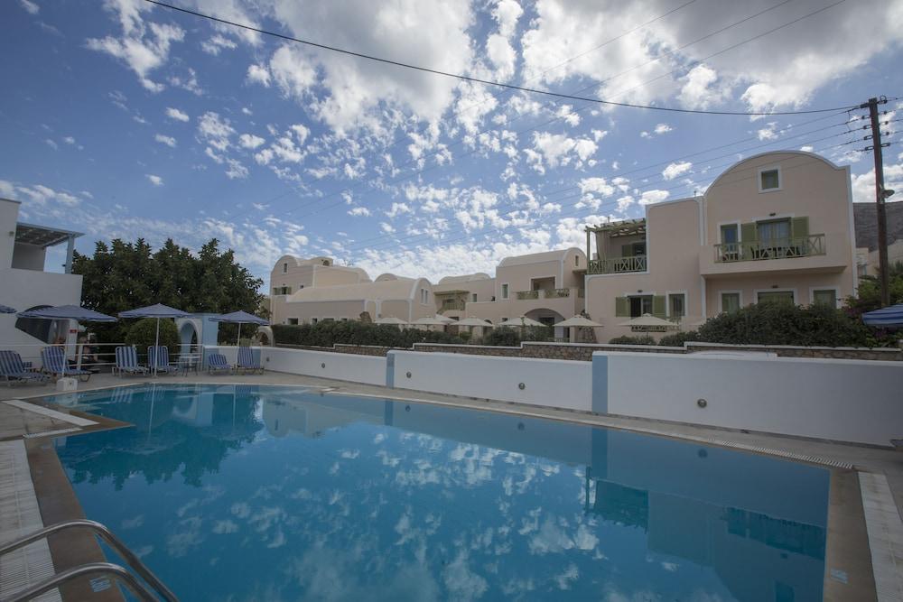 Preka Maria Aparthotel Kamari  Bagian luar foto