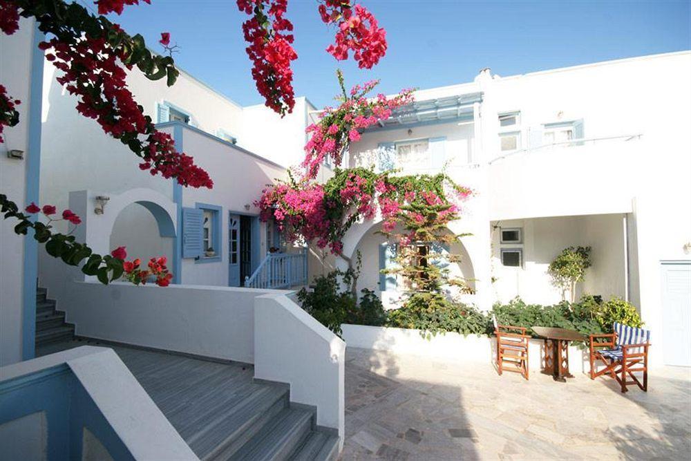Preka Maria Aparthotel Kamari  Bagian luar foto