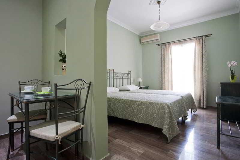 Preka Maria Aparthotel Kamari  Bagian luar foto