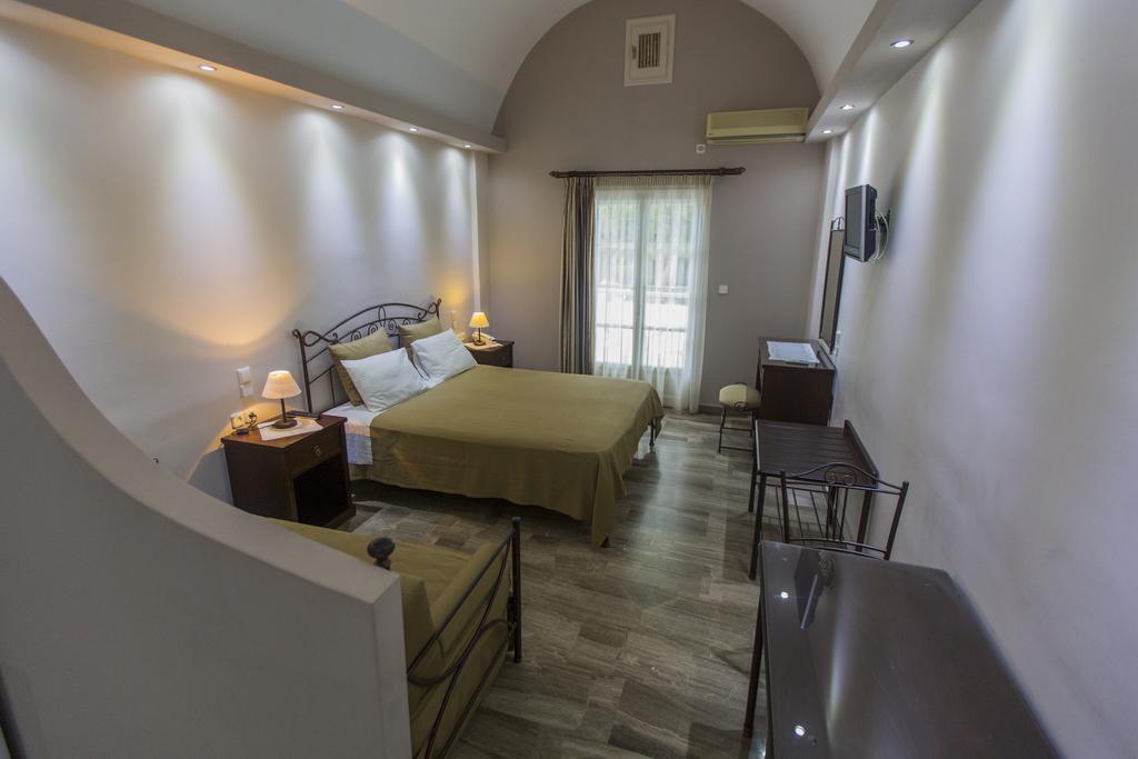 Preka Maria Aparthotel Kamari  Bagian luar foto