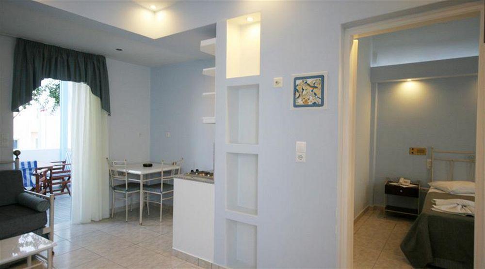 Preka Maria Aparthotel Kamari  Bagian luar foto