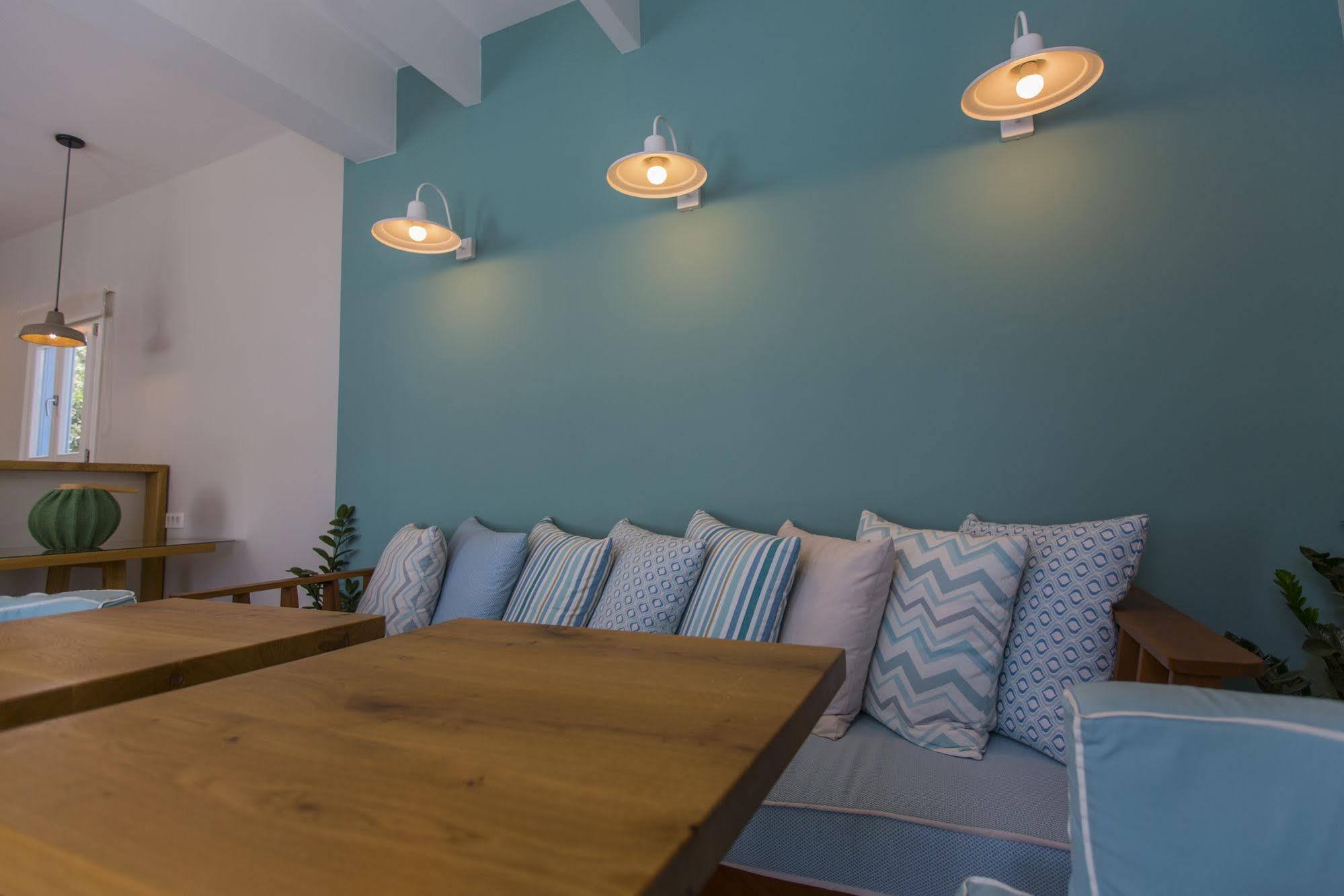 Preka Maria Aparthotel Kamari  Bagian luar foto