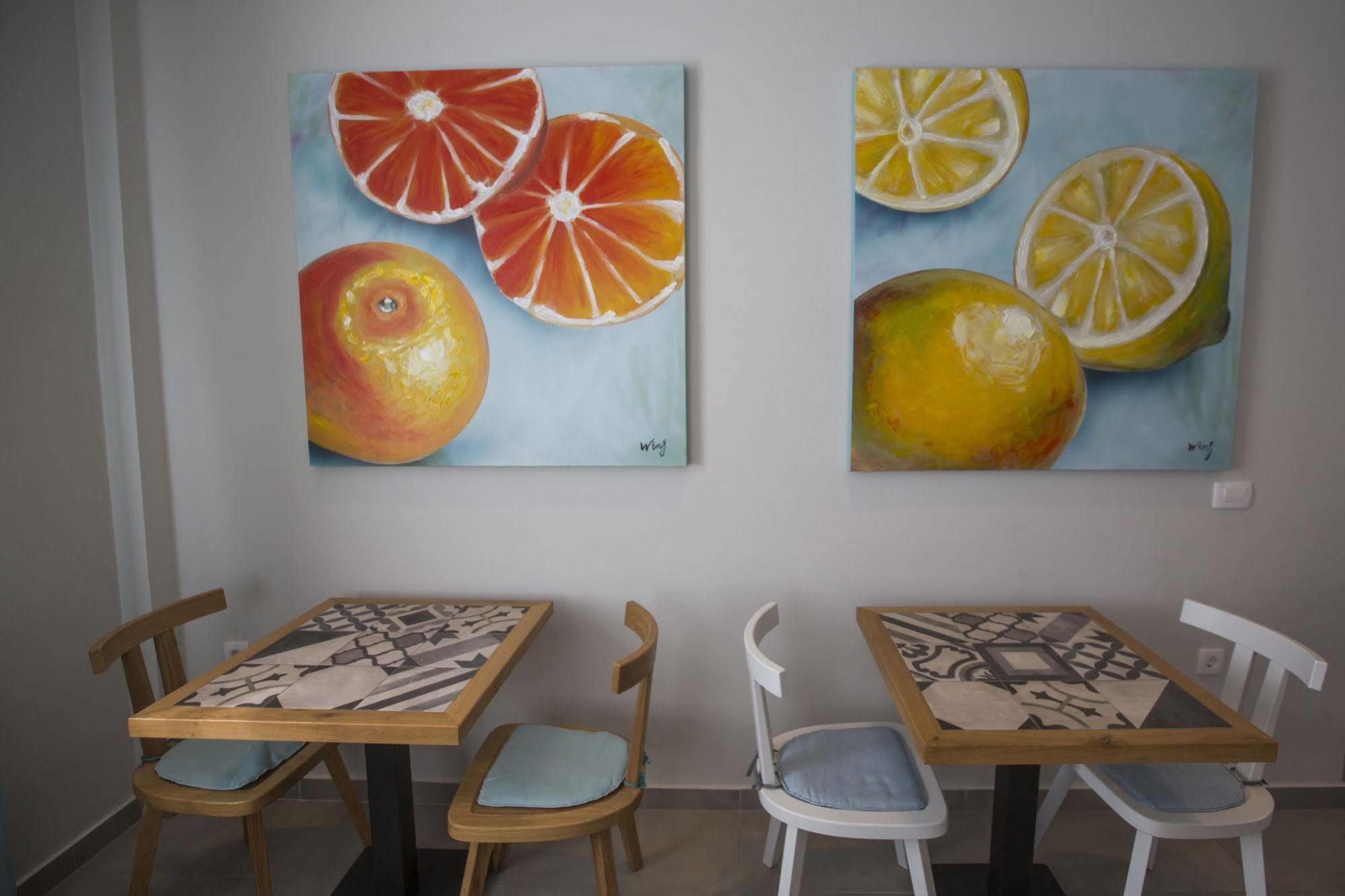 Preka Maria Aparthotel Kamari  Bagian luar foto