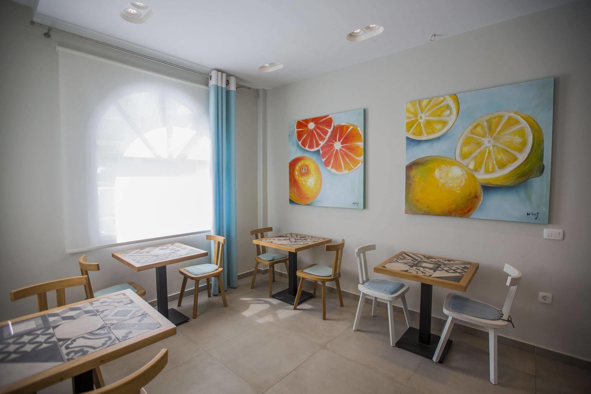 Preka Maria Aparthotel Kamari  Bagian luar foto